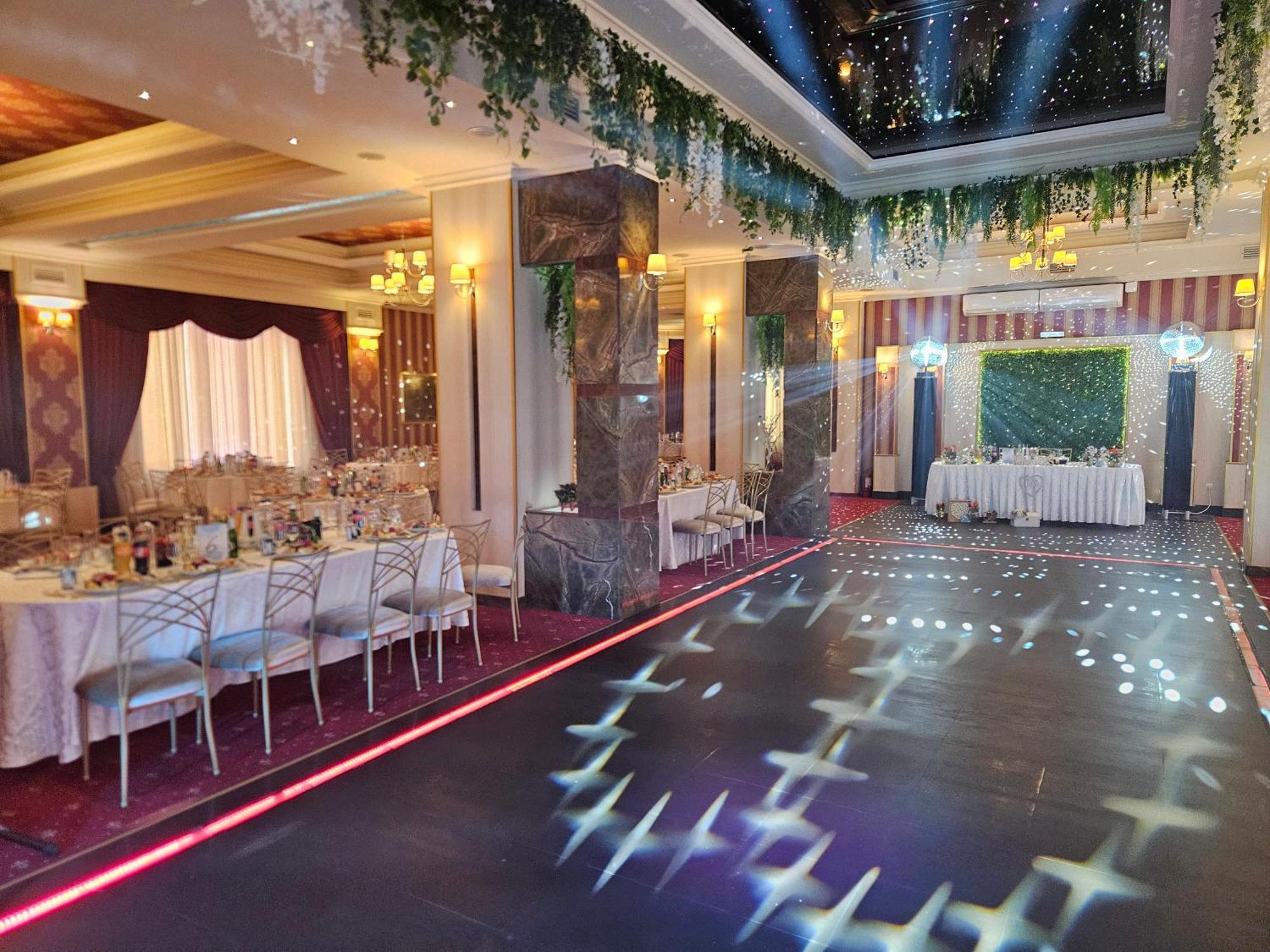 Hotel Bulevard Făgăraş エクステリア 写真